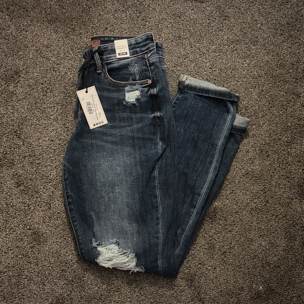 The Sutton Demin by Judy Blue, Mid Rise Boyfriend Fit Jeans